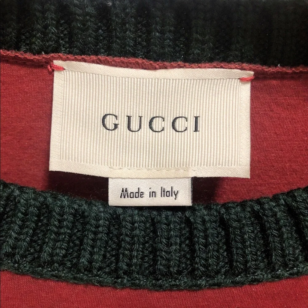 Gucci Red Crewneck Tiger 'LOVED' Sweatshirt - Picture 2 of 4